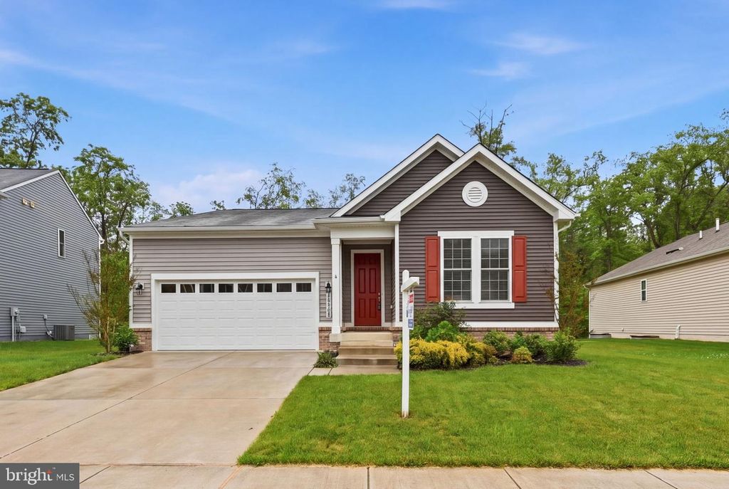 12329 GEMSTONE DR, Hagerstown, MD 21740