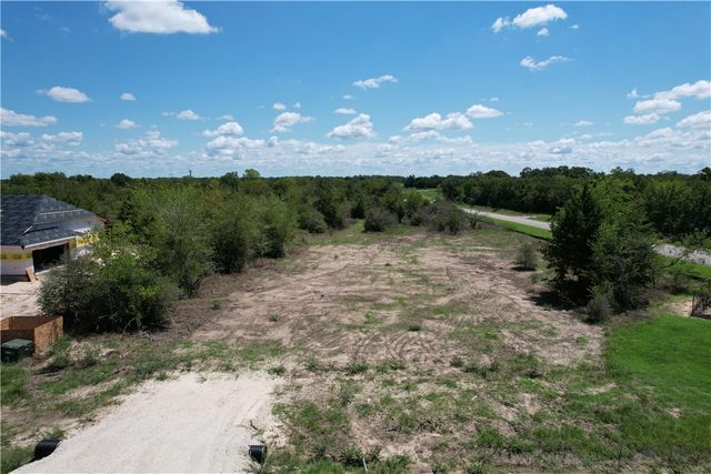 5000 Glory Road, Bryan, TX 77808