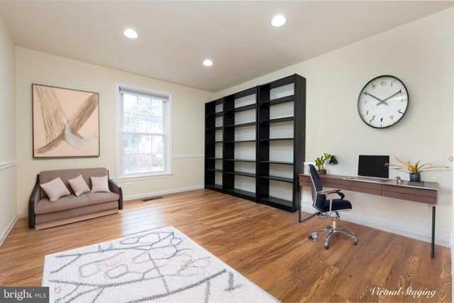 9125 COPENHAVER DR, Potomac, MD 20854