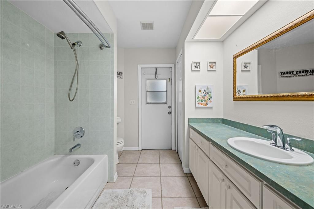 Image 21 of property listing at 411 SE 17th ST, Cape Coral, FL 33990