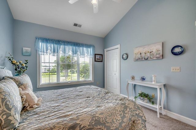 4894 Luster Leaf Cir Apt 403, Myrtle Beach, SC 29577