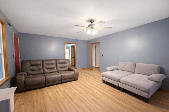 415 River St, Hartsville, TN 37074