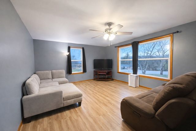 415 River St, Hartsville, TN 37074