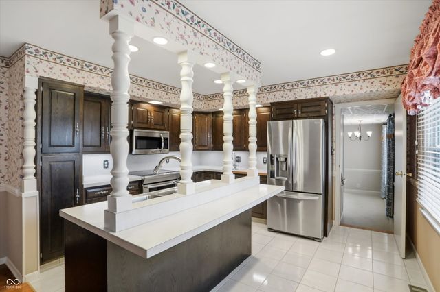 9536 Broadway Street, Indianapolis, IN 46240