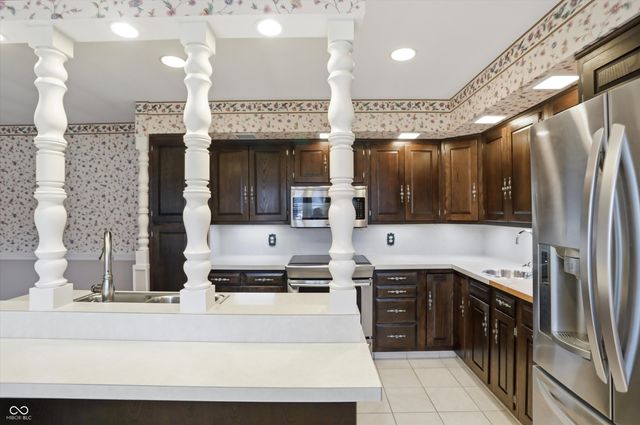 9536 Broadway Street, Indianapolis, IN 46240