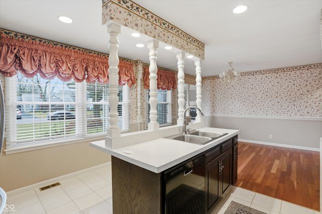 9536 Broadway Street, Indianapolis, IN 46240