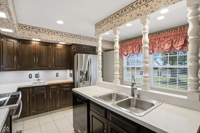 9536 Broadway Street, Indianapolis, IN 46240