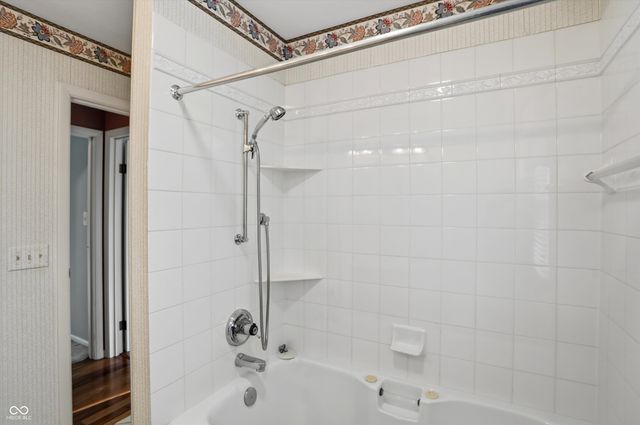 9536 Broadway Street, Indianapolis, IN 46240