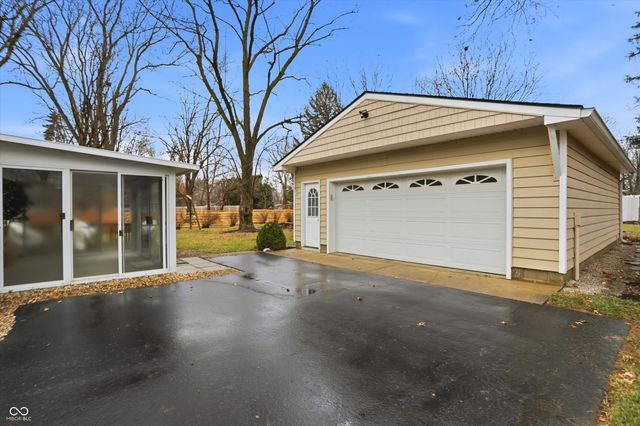 9536 Broadway Street, Indianapolis, IN 46240