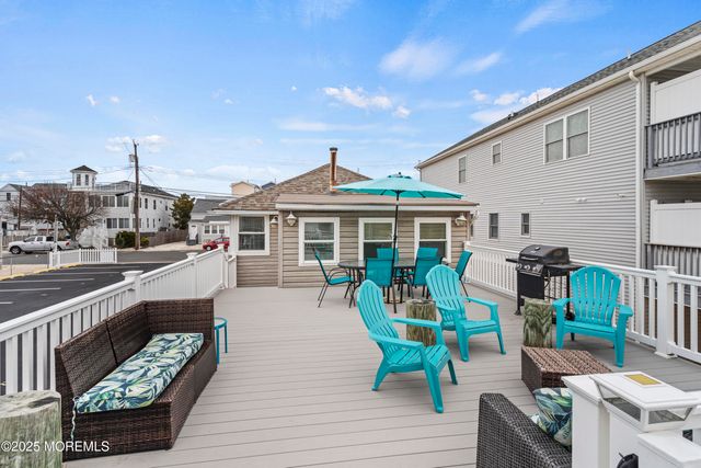 53 Carteret Avenue, Seaside Heights, NJ 08751