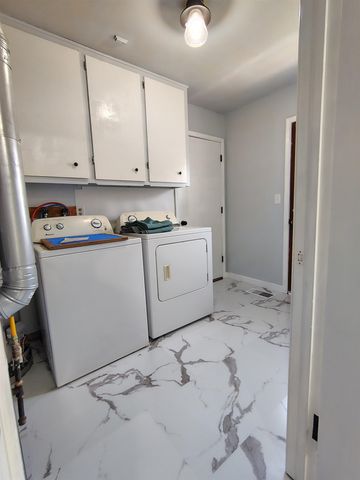 3152 S Everett, Wichita, KS 67217