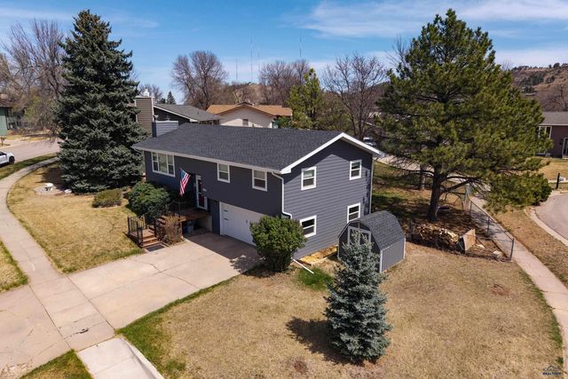 2924 MINNETONKA DR, Rapid City, SD 57702