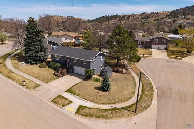 2924 MINNETONKA DR, Rapid City, SD 57702