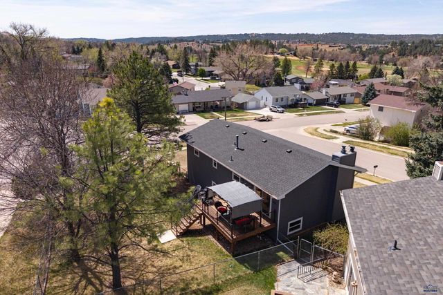 2924 MINNETONKA DR, Rapid City, SD 57702