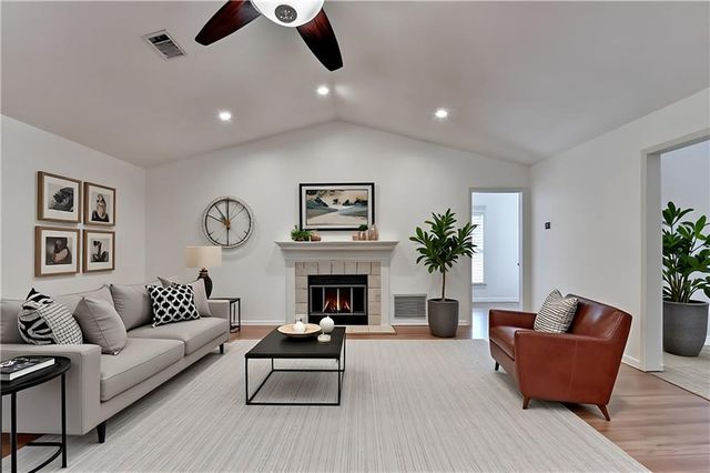 510 Garden Court, Atlanta, GA 30328