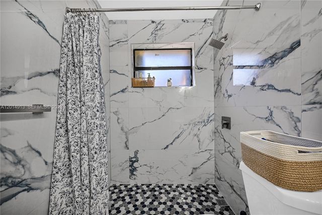 6535 W 26th Dr 23-39, Hialeah, FL 33016