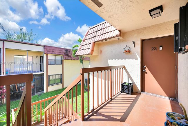 6535 W 26th Dr 23-39, Hialeah, FL 33016