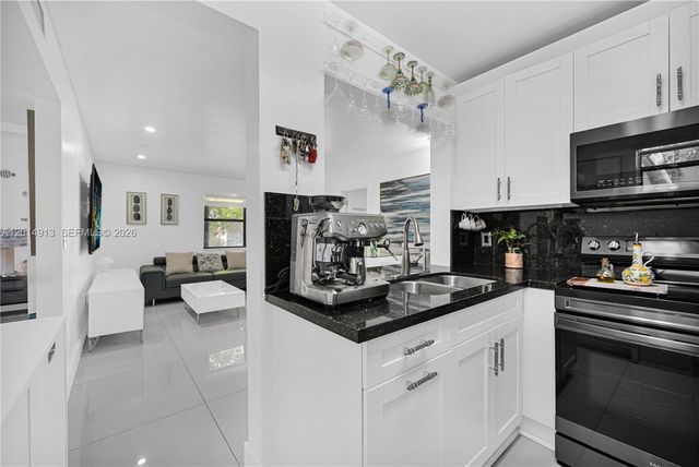 6535 W 26th Dr 23-39, Hialeah, FL 33016