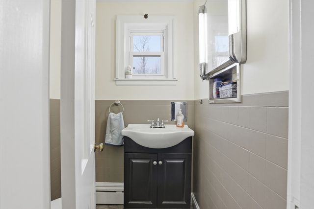 115 Ashby State Rd, Fitchburg, MA 01420