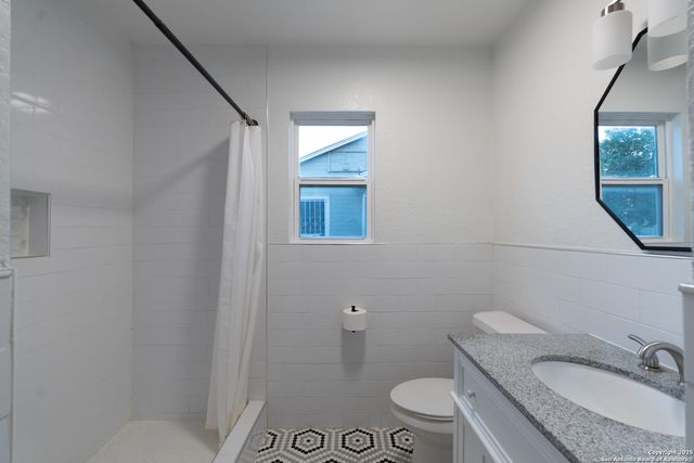 2519 W Huisache, San Antonio, TX 78228