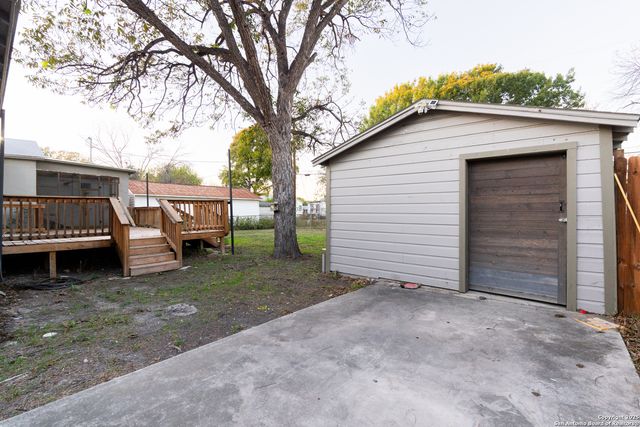 2519 W Huisache, San Antonio, TX 78228