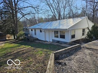 447 Hoover Drive, Nineveh, IN 46164