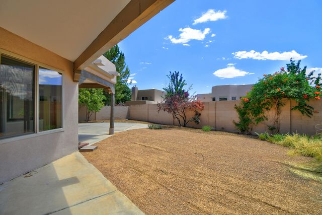 6515 High Ridge Place NE, Albuquerque, NM 87111