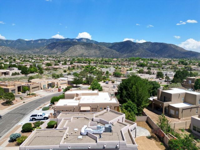 6515 High Ridge Place NE, Albuquerque, NM 87111