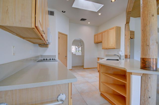 6515 High Ridge Place NE, Albuquerque, NM 87111