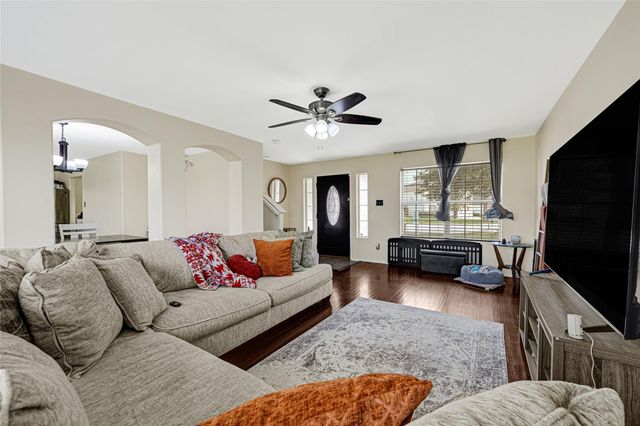 3810 Ridge Canyon Road, Baytown, TX 77521