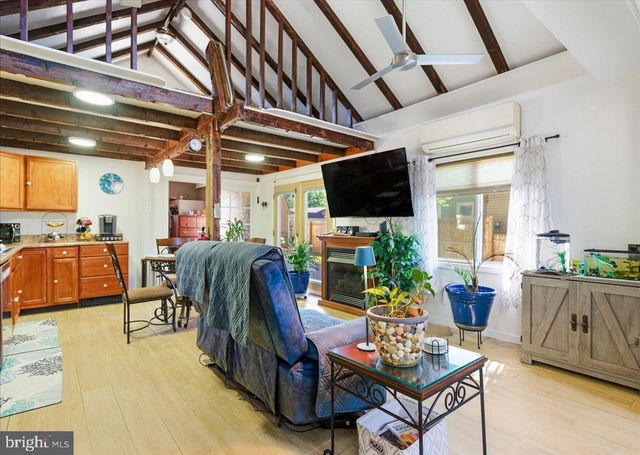 125 E ATLANTIC AVE, Villas, NJ 08251