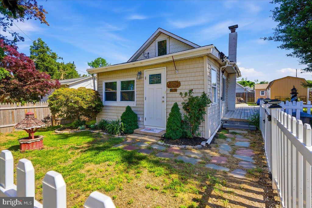 125 E ATLANTIC AVE, Villas, NJ 08251
