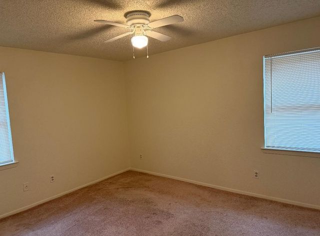 309 W Cober Drive, Grand Prairie, TX 75051