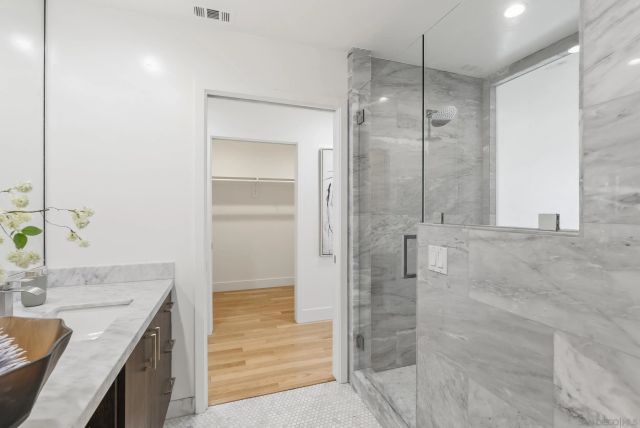 1275 Pennsylvania Ave, San Diego, CA 92103