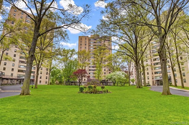 1 Fordham Hill Oval 12A, Bronx, NY 10468