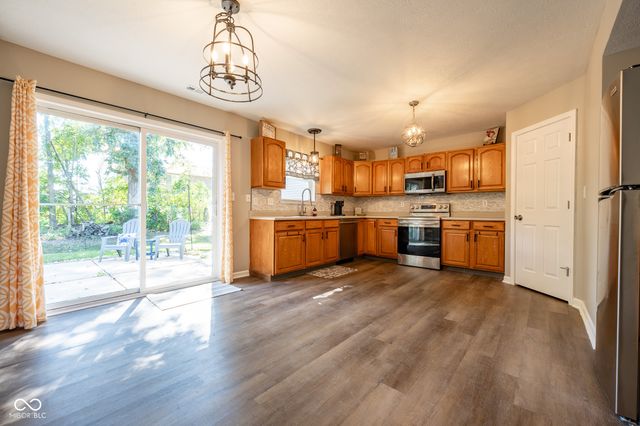 6445 W Cedar Chase Drive, Mccordsville, IN 46055