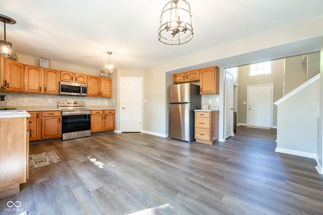 6445 W Cedar Chase Drive, Mccordsville, IN 46055