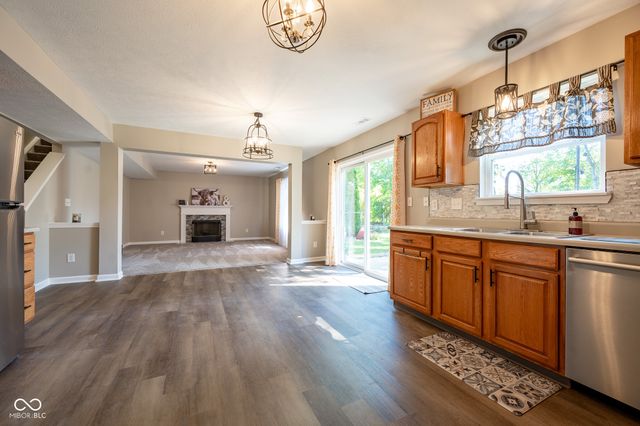 6445 W Cedar Chase Drive, Mccordsville, IN 46055