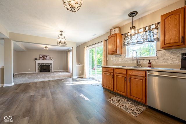 6445 W Cedar Chase Drive, Mccordsville, IN 46055