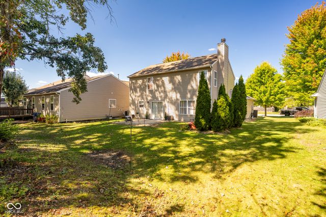 6445 W Cedar Chase Drive, Mccordsville, IN 46055