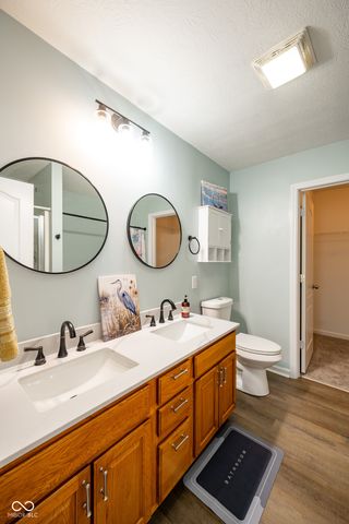 6445 W Cedar Chase Drive, Mccordsville, IN 46055