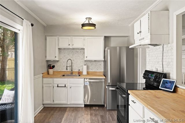 3008 Linda Drive, New Albany, IN 47150