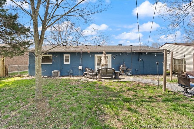 3008 Linda Drive, New Albany, IN 47150