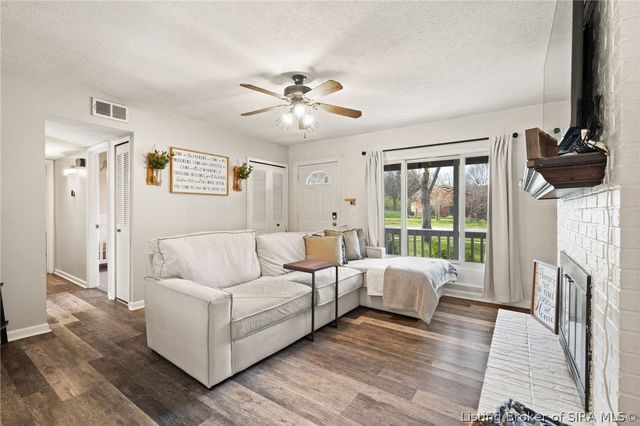 3008 Linda Drive, New Albany, IN 47150