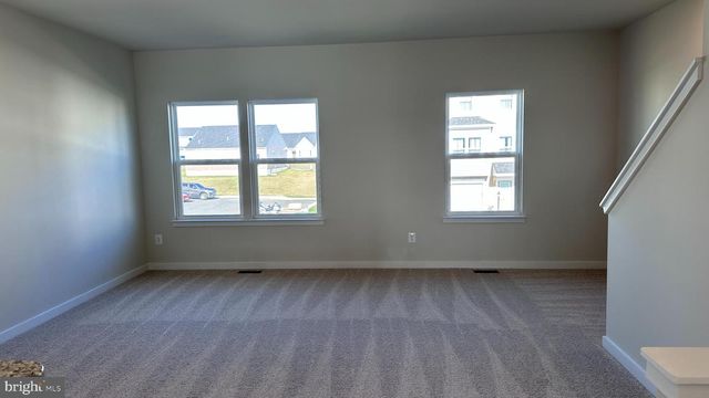 62 TROTTING RD, Inwood, WV 25428
