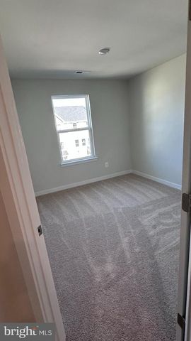 62 TROTTING RD, Inwood, WV 25428