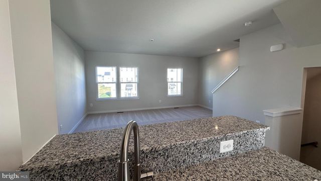 62 TROTTING RD, Inwood, WV 25428