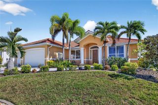 132 CRESCENT DRIVE, Punta Gorda, FL 33950