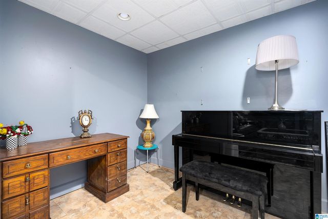 1901 GREEN LEAF CIRCLE, Hoover, AL 35244