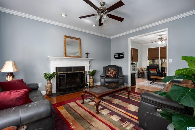 1901 GREEN LEAF CIRCLE, Hoover, AL 35244